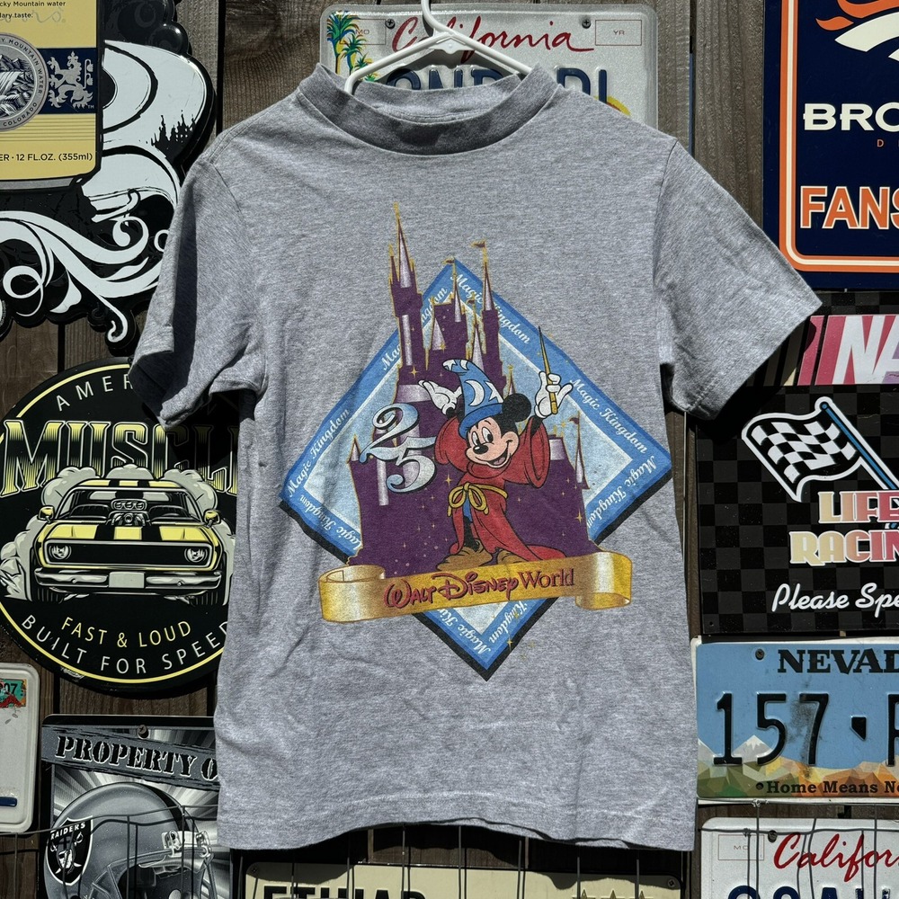 *VTG*‎ 90s Walt Disney World Magic Kingdom T-shirt Mickey Castle Gray Sz S